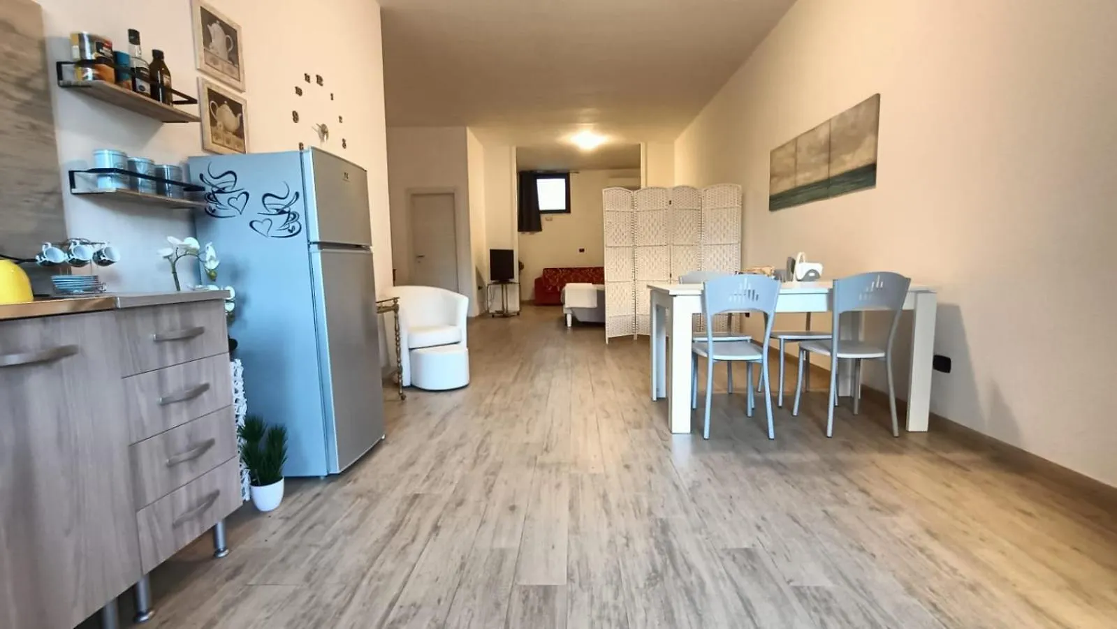 Appartement Intero Alloggio, Binario 18 Brindisi